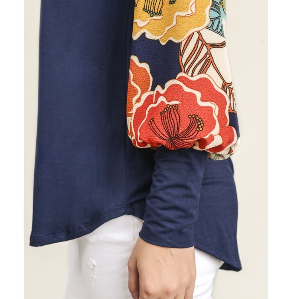 🍂 Foral Bubble Sleeve Top - Picture 4 of 4